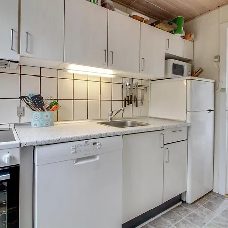 Pupa - 500m From The Sea By Interhome * Lakolk