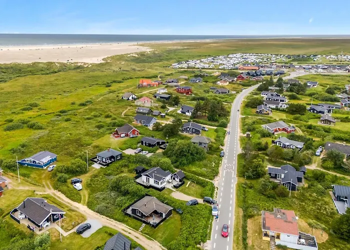 Pupa - 500m From The Sea By Interhome Lakolk