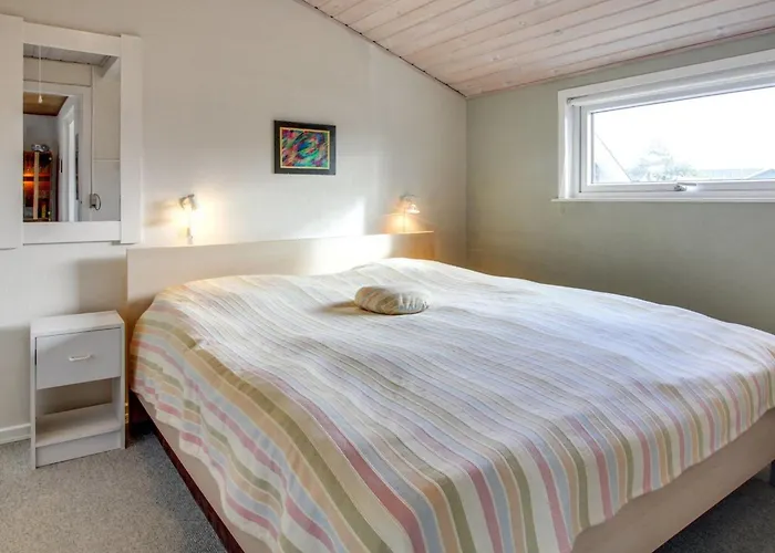 Pupa - 500m From The Sea By Interhome *