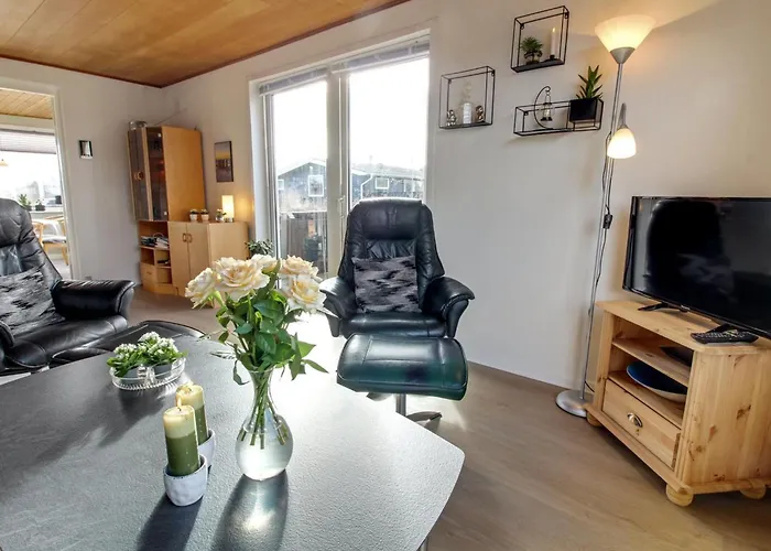 Pupa - 500m From The Sea By Interhome *